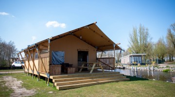 Safaritent - Vakantiepark Bergumermeer - Friesland 52.jpg