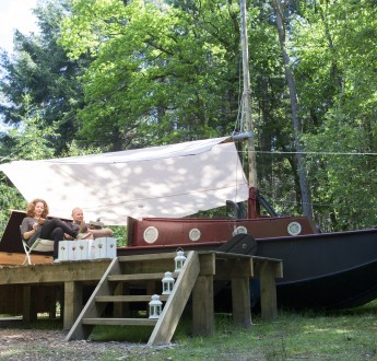 Bosboot onderaanzicht _ Camping Torentjeshoek.jpg