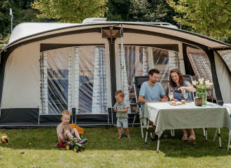 SanneCreuëlsPhotography-Camping'tGeuldal-135.png