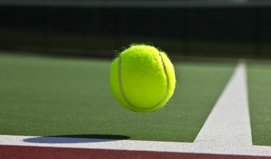 Campings met tennisbaan