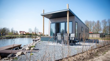 Waterlodge 6 persoons - Vakantiepark Bergumermeer - Friesland -24.jpg