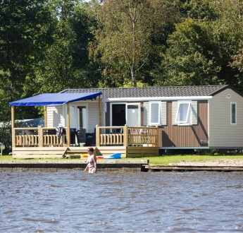 Beachlodge vanaf het water