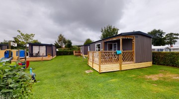 Buitenaanzicht Chalet Tureluur Paardekreek.jpg