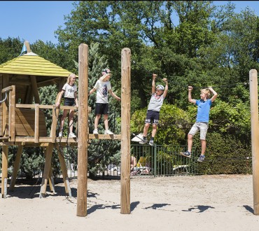 Klimmen speeltuin Camping Vreehorst