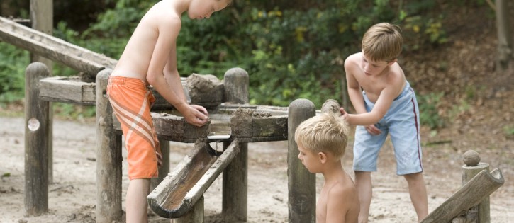 Kids - Haeghehorst - zand en water spelen