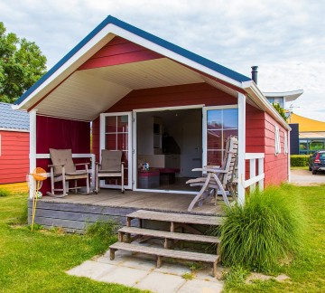 Lodge 4p 1800px (2).jpg