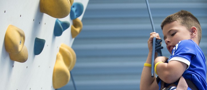 Kids - Tempelhof - klimwand