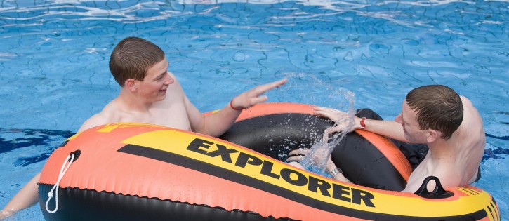 Zwembad - Haeghehorst close boot