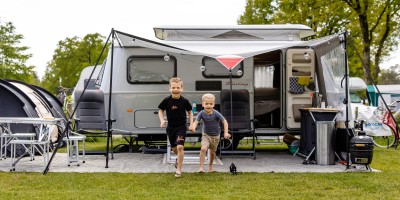 Bosuil- Rennen voor de caravan 3.jpg