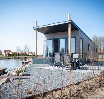 Waterlodge 6 persoons - Vakantiepark Bergumermeer - Friesland -24.jpg