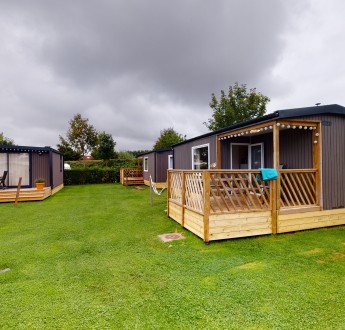 Buitenaanzicht Chalet Tureluur Paardekreek.jpg