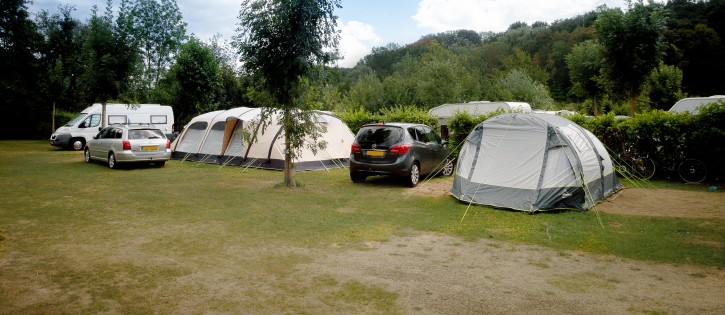 Kampeerplaats met stroom Camping ´t Geuldal Limburg (4).jpg