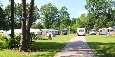 Camping 1 klein formaat.jpg