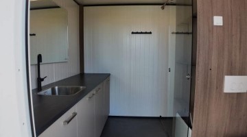 d38863ce-bcd4-46c8-9dd1-07d7738abc53.jpg