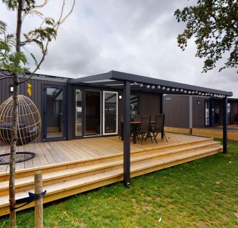 Buitenaanzicht Lodge Zilverreiger 4p. Paardekreek.jpg