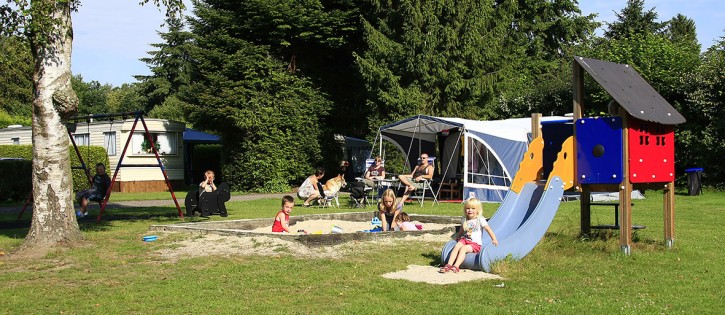Kids - Holterberg - kampeerveld met speeltuin