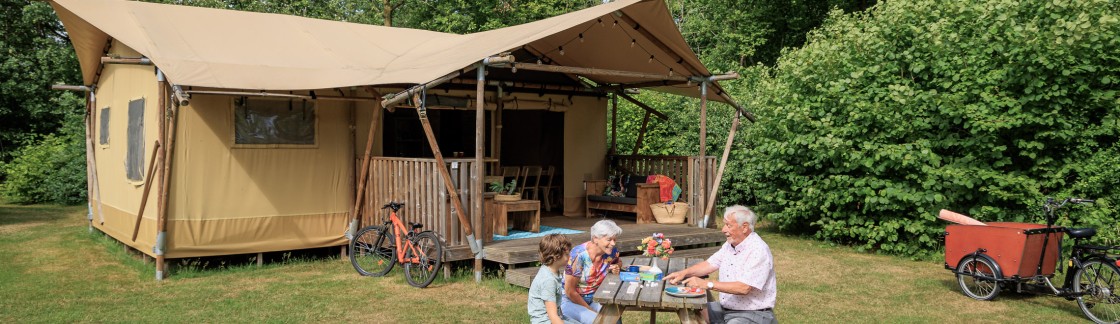 Safaritent Opa en Oma Tubbergen
