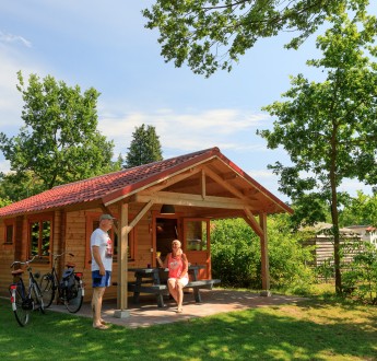 Holterberg Trekkershut de Luxe Buiten.jpg