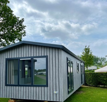 Paardekreek - Lodge Zilverplevier buitenaanzicht 2.jpg