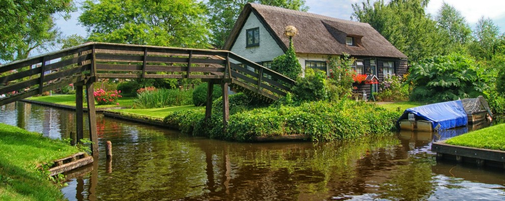 Giethoorn.jpg Giethoorn.jpg