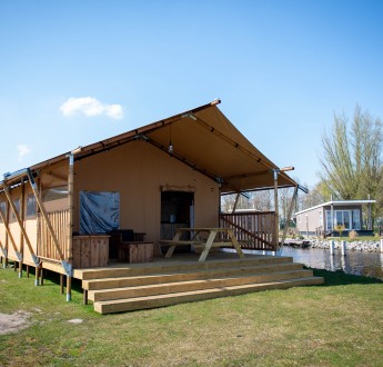 Safaritent - Vakantiepark Bergumermeer - Friesland 52.jpg