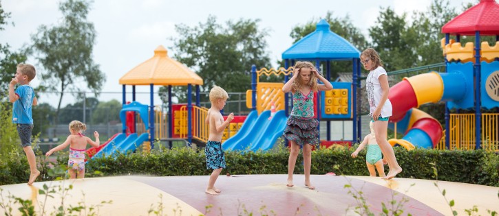 Kids - Rheezerwold - airtrampo en speeltuin