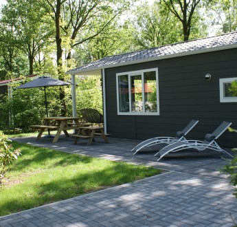 Jonge gezinnen chalet entree.JPG